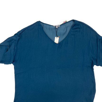 Flow Girl- V Neck Satin Top